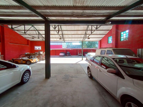 Terreno Con Oficina Comercial Con Estacionamiento En Don Torcuato