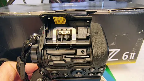 Câmera Mirrorless Nikon Z6 Ii (apenas Corpo) - 38k Cliques