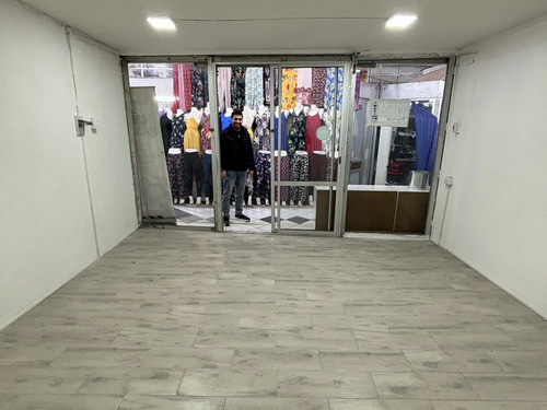 Local Comercial En Sector Estratégico De Recoleta