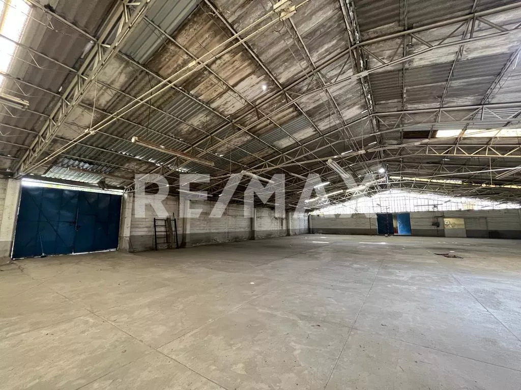 Bodega Comercial En Venta, Amado Nervo, Tláhuac