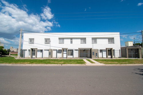 Imagen 3 de 30 de Venta Triplex A Estrenar En Santo Tomé