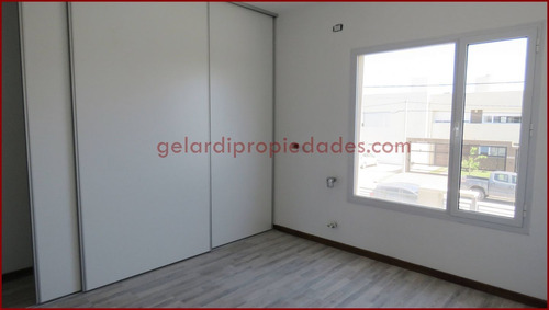 Imagen 12 de 18 de Venta Duplex 2 Dormitorios Santa Margarita Bahia Blanca