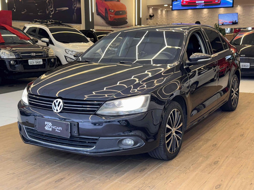 Volkswagen Jetta 2.0 TSI HIGHLINE 200CV GASOLINA 4P TIPTRONIC