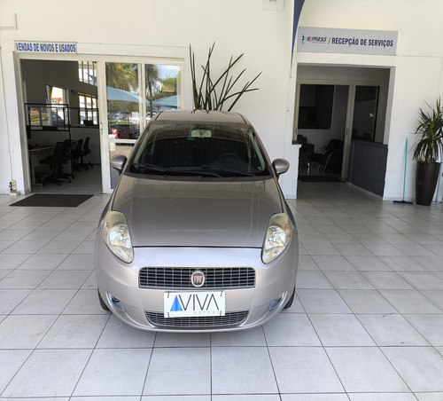 Fiat Punto 1.8 ESSENCE 16V FLEX 4P AUTOMATIZADO
