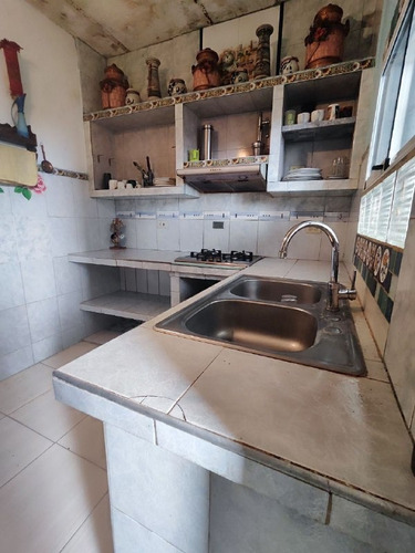 Lisbeth Garcia Vende Casa En Santa Rosa, Maracay