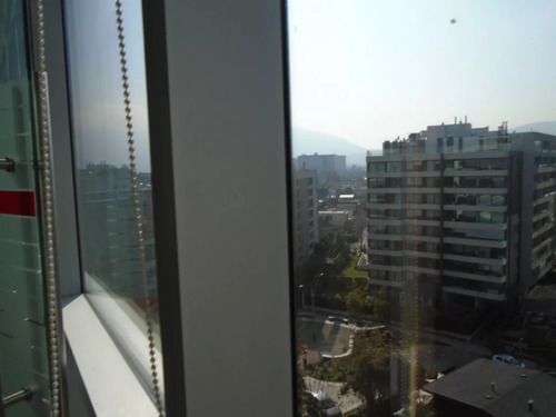Tranqueras- Las Condes 110 M2 Con 7 Privados Y 3 Baños