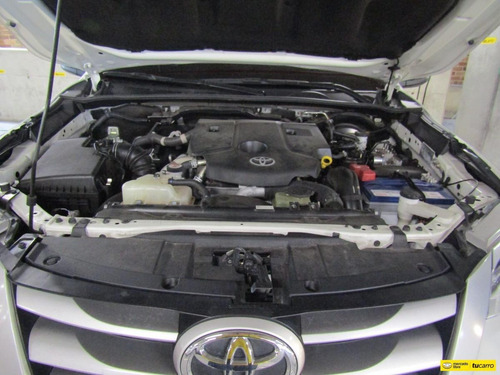 Toyota Fortuner Sw4 Street 2.4