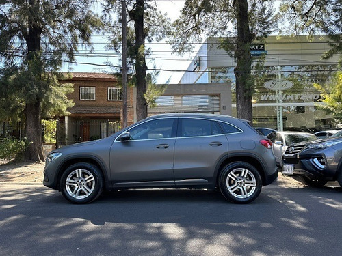 Imagen 2 de 25 de Mercedes Benz Gla 200 Progressive 1.3t De 163cv 2021 17900km