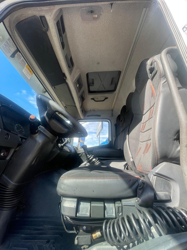 Atego 2426 Ano 2020 Com Baixo Km