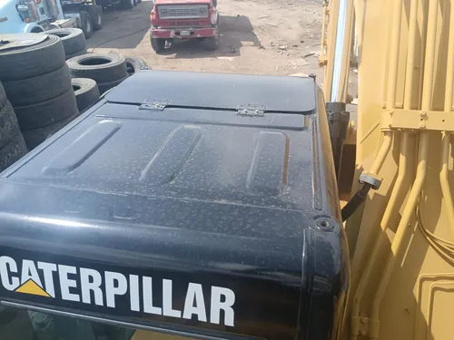 Excavadora Caterpillar 320 D2 Modelo 2014