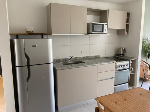 Venta Almagro 2 Ambientes Con Cochera Impecable