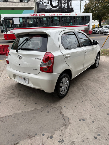 Toyota Etios 1.5 Xs