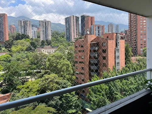 Apartamento En Arriendo Poblado 643-8292302