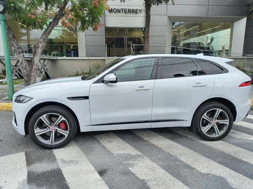 Imagen 3 de 11 de Jaguar F Pace S V6 2019