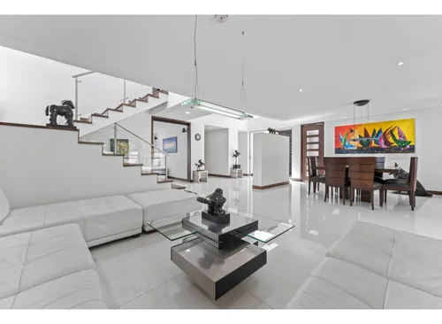452m2 Casa En El Poblado
