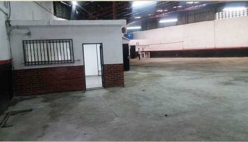 Imagen 8 de 14 de Venta De Gran Galpon Industrial