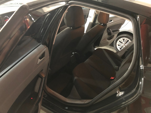 Imagen 10 de 14 de Volkswagen Polo 1.6 Comfortline 2018