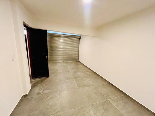 Venta De Local En Clavería