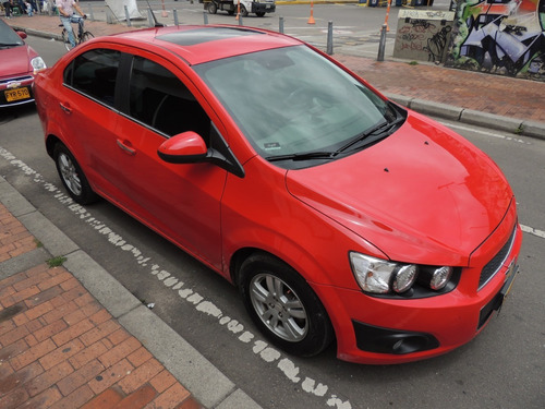 Chevrolet Sonic Sedan 1.6 Ltz Mecanico Con Techo Fe