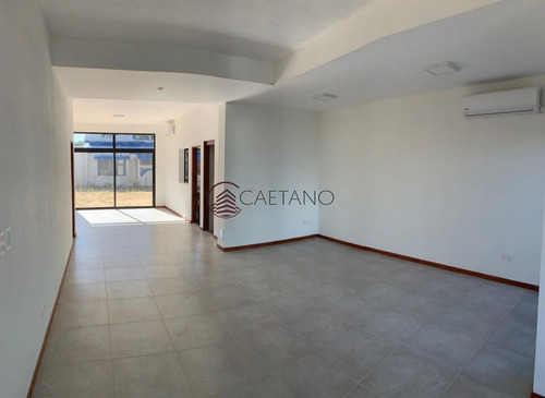 Imagen 3 de 9 de Local Comercial A Estrenar De Dos Plantas, Excelente Para Oficina, Administración, En La Barra - La Barra La Barra
