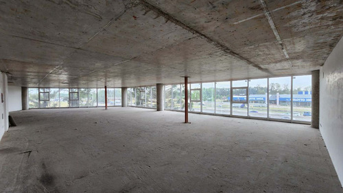 Venta Oficina Polo Empresarial Km 41 Acceso Oeste