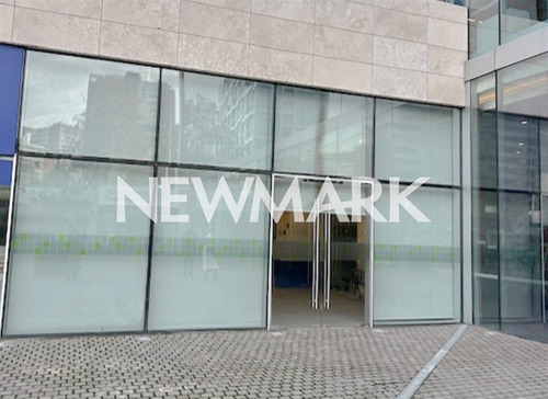 Excelente Local Comercial En Arriendo En Las Condes