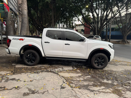 Nissan Frontier 4.0 Pro-4x V6 4x4 At