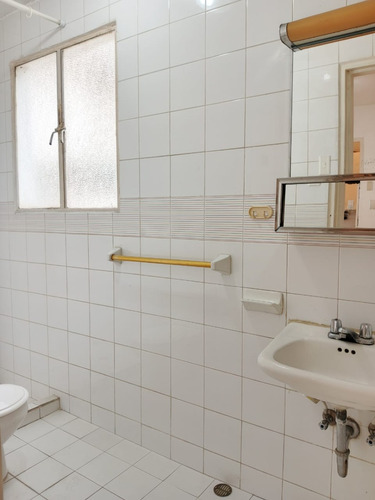 Apartamento/ Alquiler/ Colinas De Bello Monte/ 80m2/ 2h-2b-1p