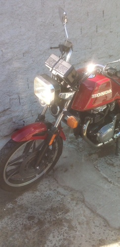 Imagem 3 de 9 de Honda Cb