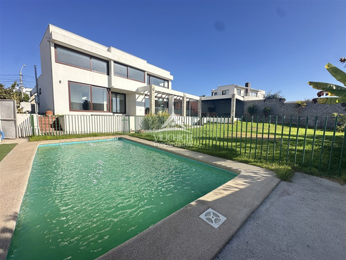 Arriendo Casa En Peñuelas, Coquimbo