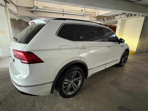 Volkswagen Tiguan 1.4 R Line AT