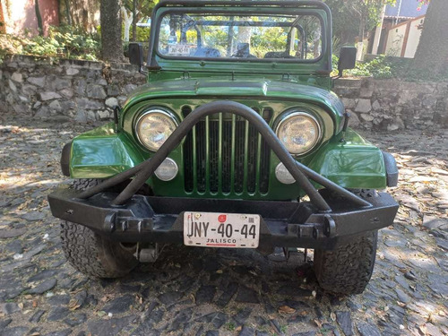 Imagen 2 de 15 de Jeep Renegade Cj7
