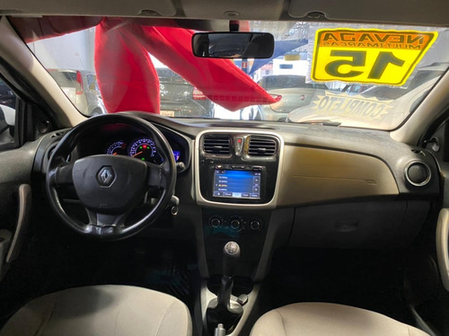 Imagem 7 de 15 de Renault Logan 2015 1.0 Flex Expression 16v Branco