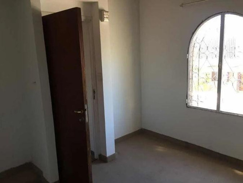Treplex Venta 3 Dormitorios 12 Baños, Cochera, Patio, Terraza 137 Mts 2 - La Plata