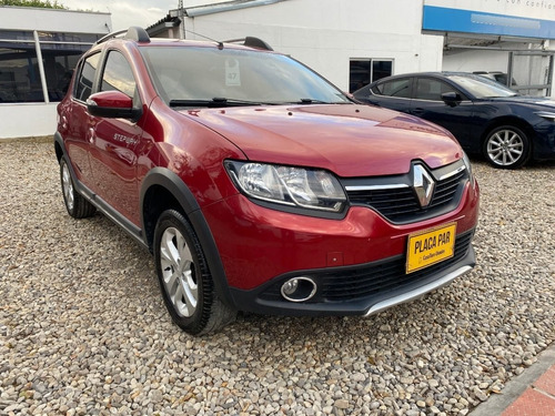 Imagen 4 de 17 de Renault Stepway Intens Hb Mt 4x2 2018 - 1600cc