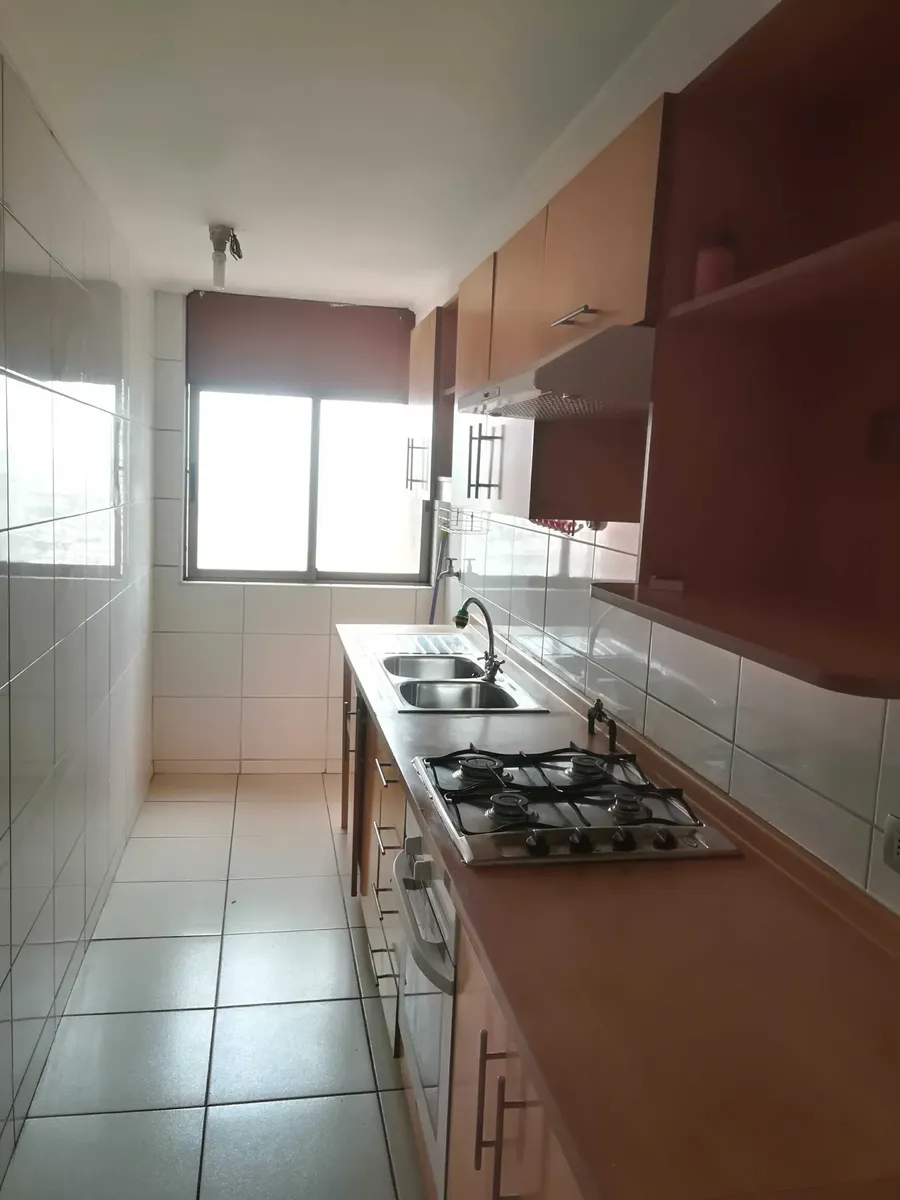 Imagen 4 de 24 de Amplio Departamento A Pasos Del Metro (176983)