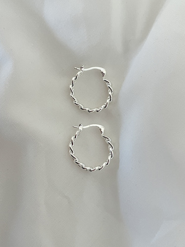 Argollas Trenzadas Grumet Tipo Cadena Calada De Acero Blanco