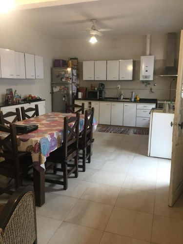 Casa 3 Dormitorios - Riccheri 800