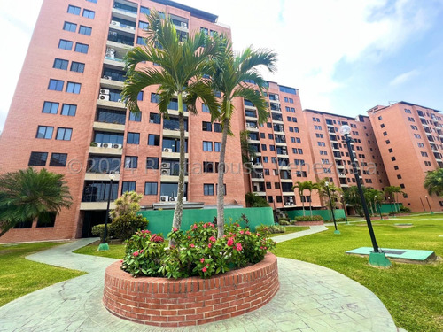 Apartamento En Venta En Colinas De La Tahona 24-19148 Ag