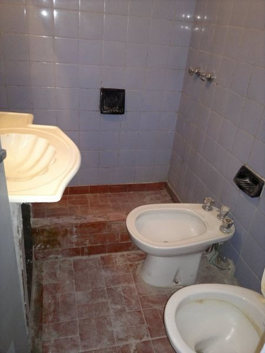 Imagen 5 de 7 de Ph En Venta En Ramos Mejía