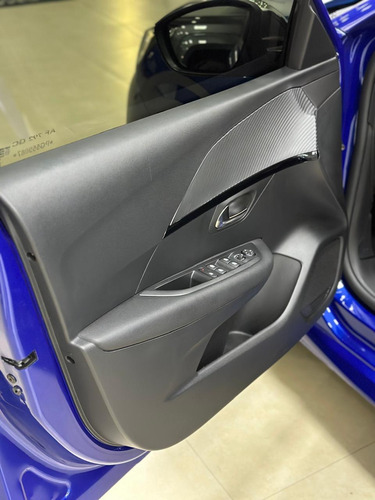 Peugeot 208 1.6l Feline Tiptronic