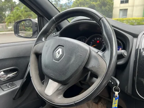 Renault Logan 1.6 Dynamique