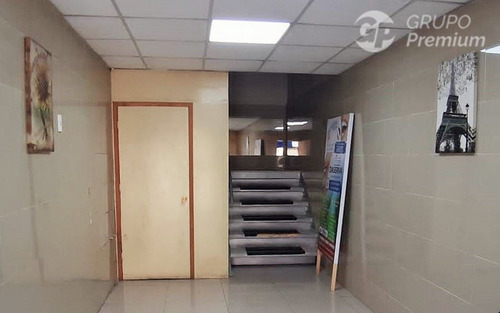 Local Comercial Funcionando En Venta / Inversión / Stgo.