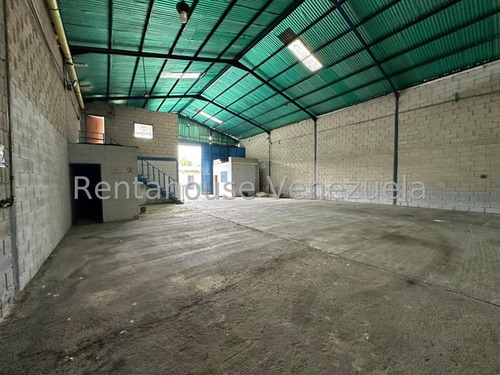 Gjg Vende Galpon En La Providencia Avenida Casanova Godoy E Intercomunal 25-7396