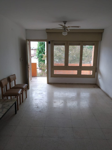 Alto Alberdi Vendo Casa 2 Dormit, 2 Baños, Cochera Y Patio + Depto 1 Dormit, C/terraza.