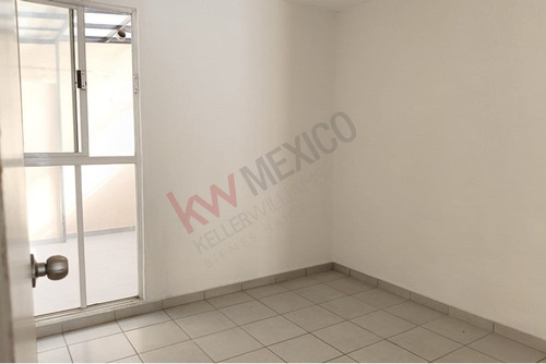 Casa En Venta En Hacienda Del Valle Ii, San Mateo Otzacatipan, Toluca