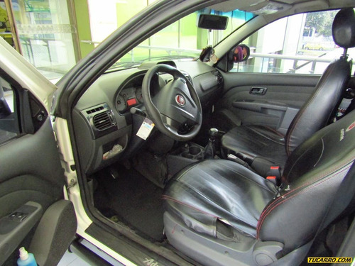 Fiat Strada Strada Adventure 1.6 Cc