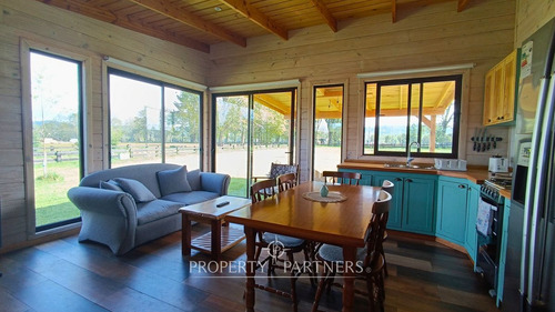 Acojedora Casa En Panguilelfun, Panguipulli.