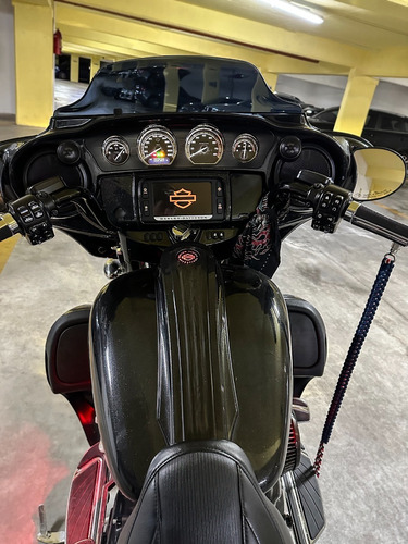 Harley Davidson Street Glide Cvo