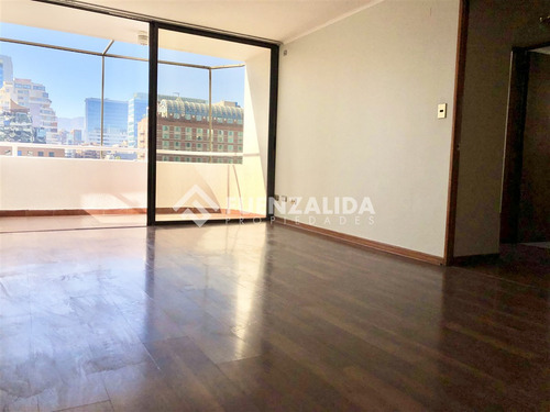 Luminoso Departamento En Arriendo 3d-2b En Sector El Golf